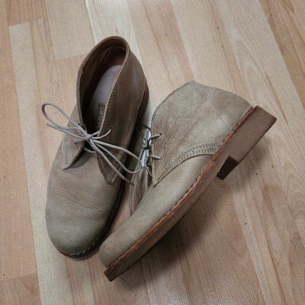 Womens Vintage Roots Desert Boots